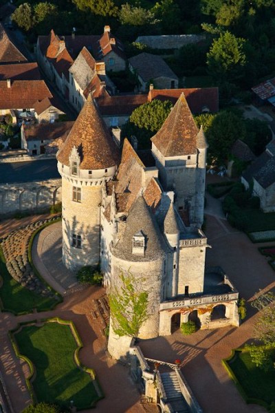 Baker's castle Chateau des Milandes, Dordogne, France - Splendid Habitat